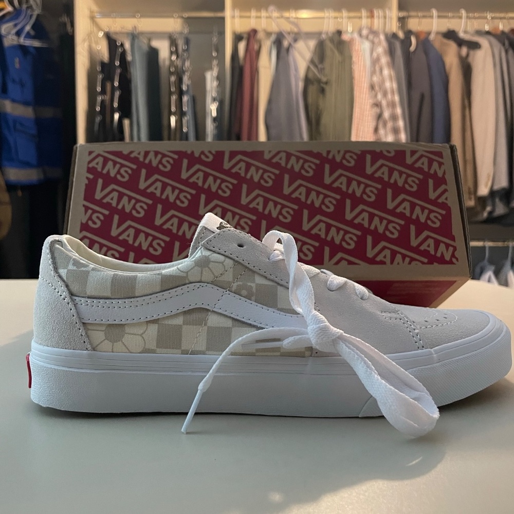 Women’s Vans SK8 - Picture 2 of 6